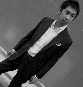 ���q�l�̃I�[�_�[�X�[�c���R�����g���Љ�